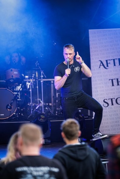 20250802_165003840_iOS